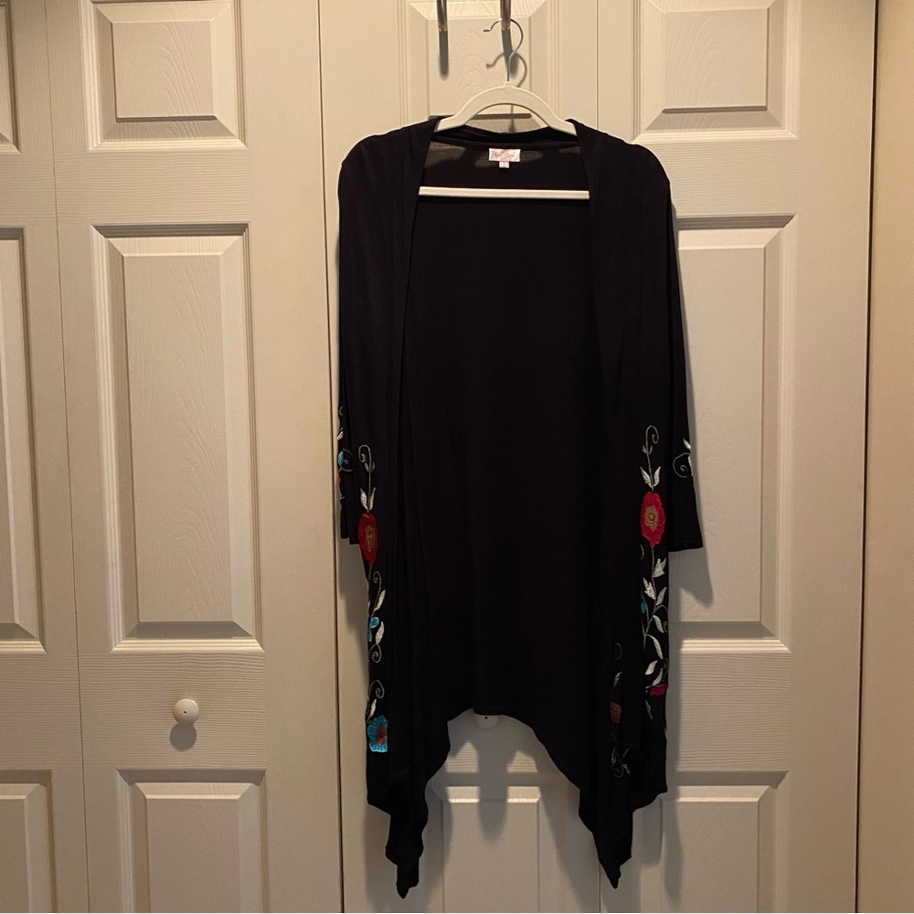 Luv 2 Luv Embroidered Floral Cardigan Black Open Front Lightweight Boho